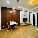 Vinhomes Royal City 1 Bed Room.