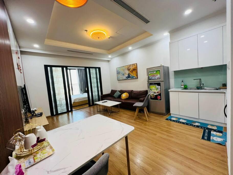 Vinhomes Royal 1 Bed Room. Căn hộ Hà Nội